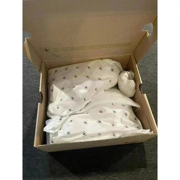 Dr. Martens Women's Devon Flower Leather Platform Boots White Booties Sz 7 NEW - Picture 5 of 5